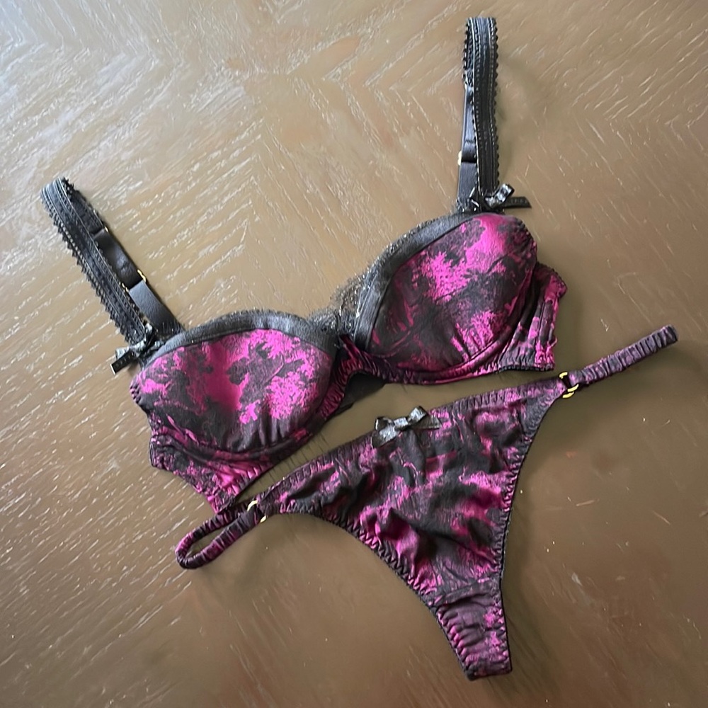 Agent Provocateur Purple Black Silk Eyelash Lace Bra Thong Set 32C M